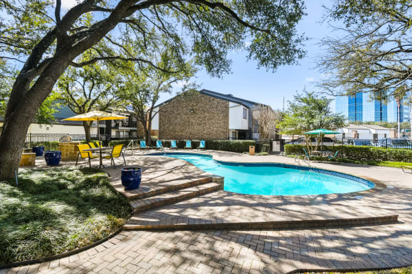 Davenport Apartments property
